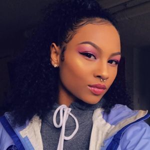 Meet your Posher, Janessa